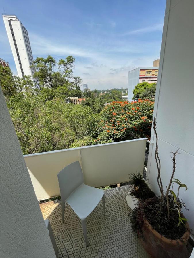 Edificio Vilaboim, * São Paulo